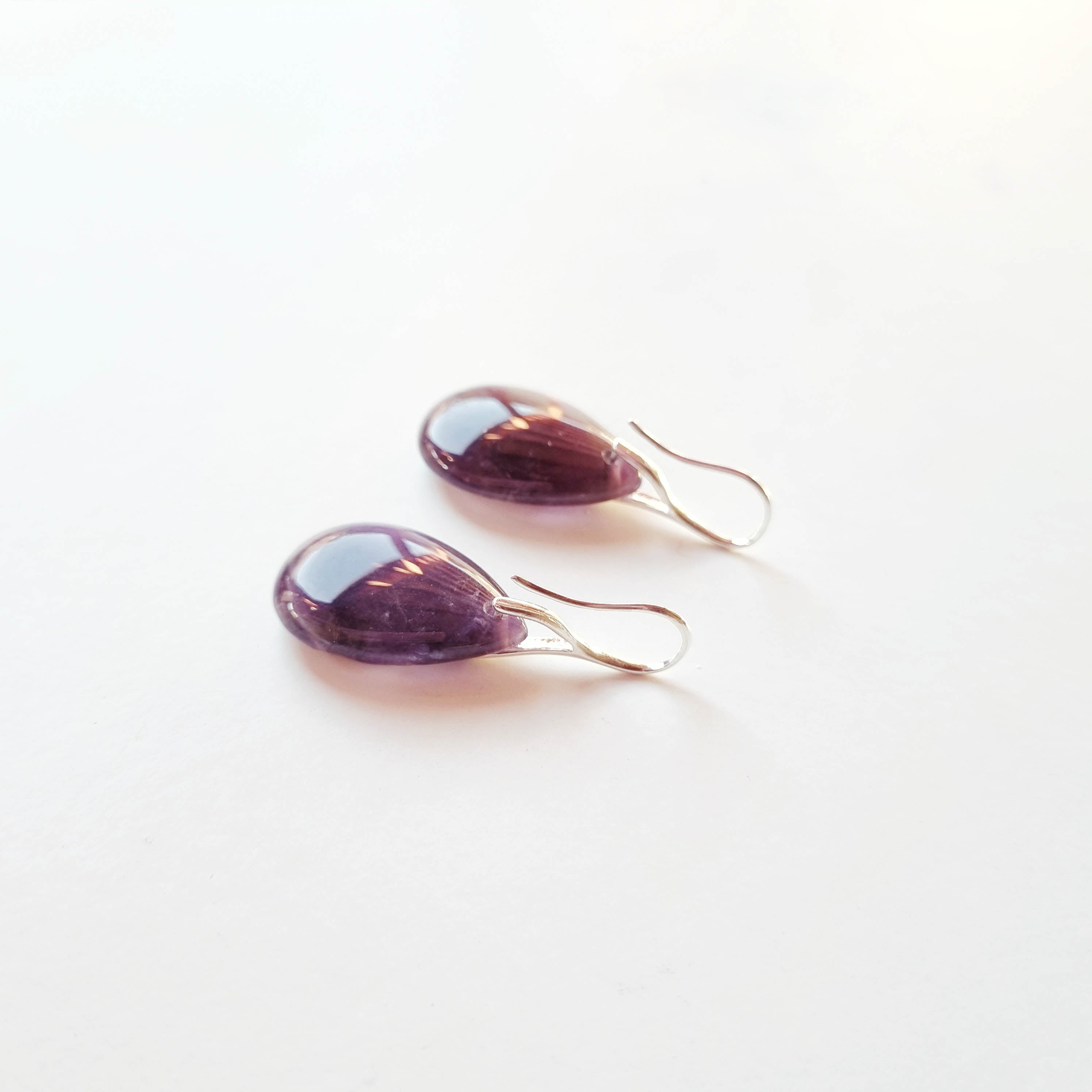Aros Gotas de Amatista Premium · Plata