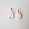 Aros Gotas de Cuarzo Rosa Premium · Plata