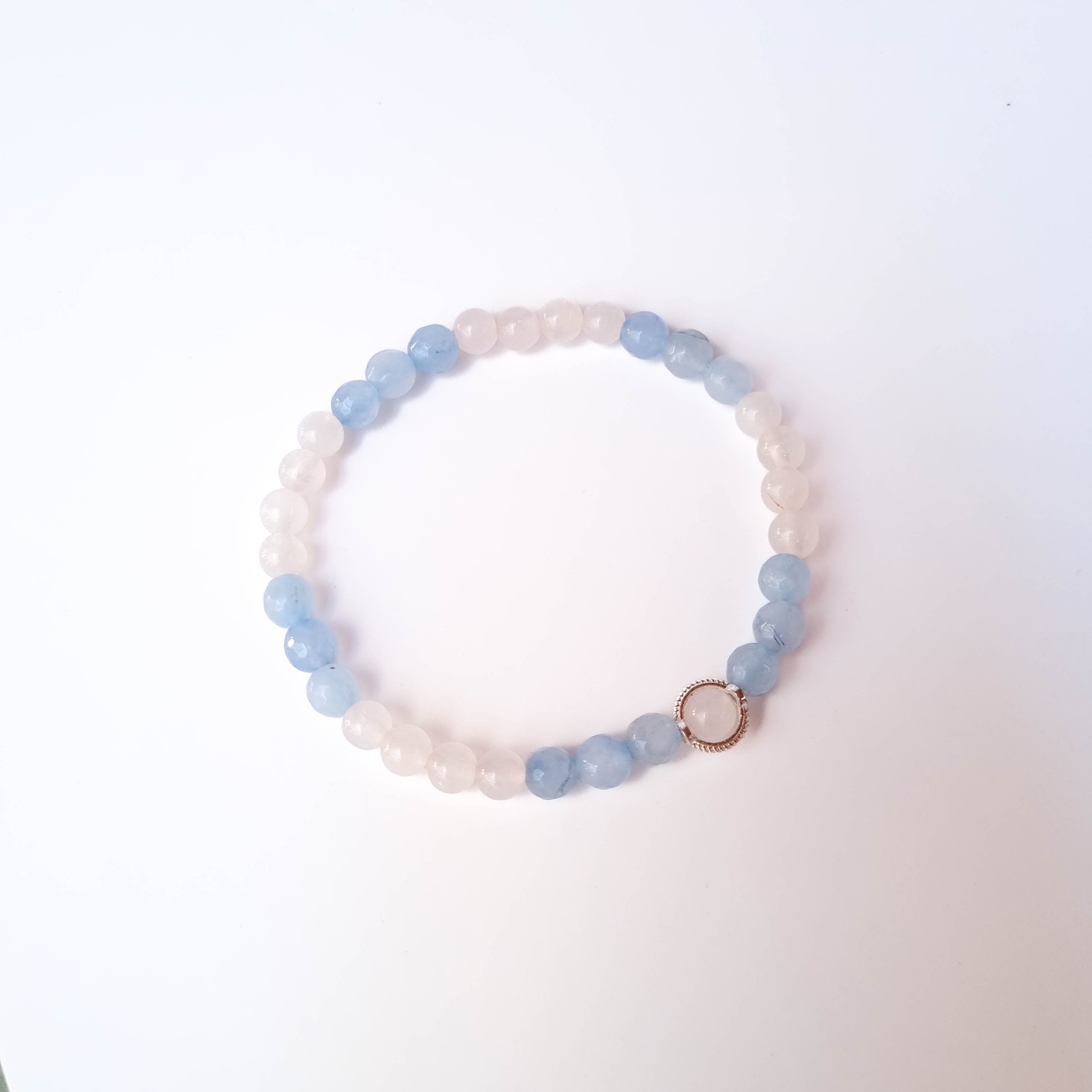 Pulsera Emperatriz · Cuarzo Rosa, Ágatas Celestes & Dije de Plata